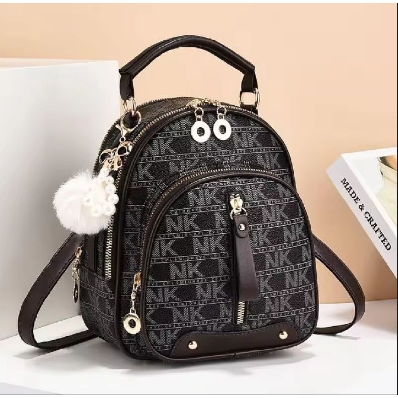 I26 กระเป๋าสะพายหลัง กระเป๋าสะพายข้าง กระเป๋าถือ 3in1