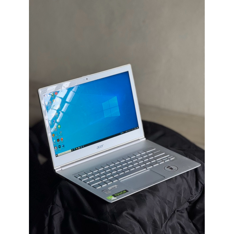 โน๊ตบุ๊ค Acer Aspire S7 หน้าจอสัมผัส มือสอง