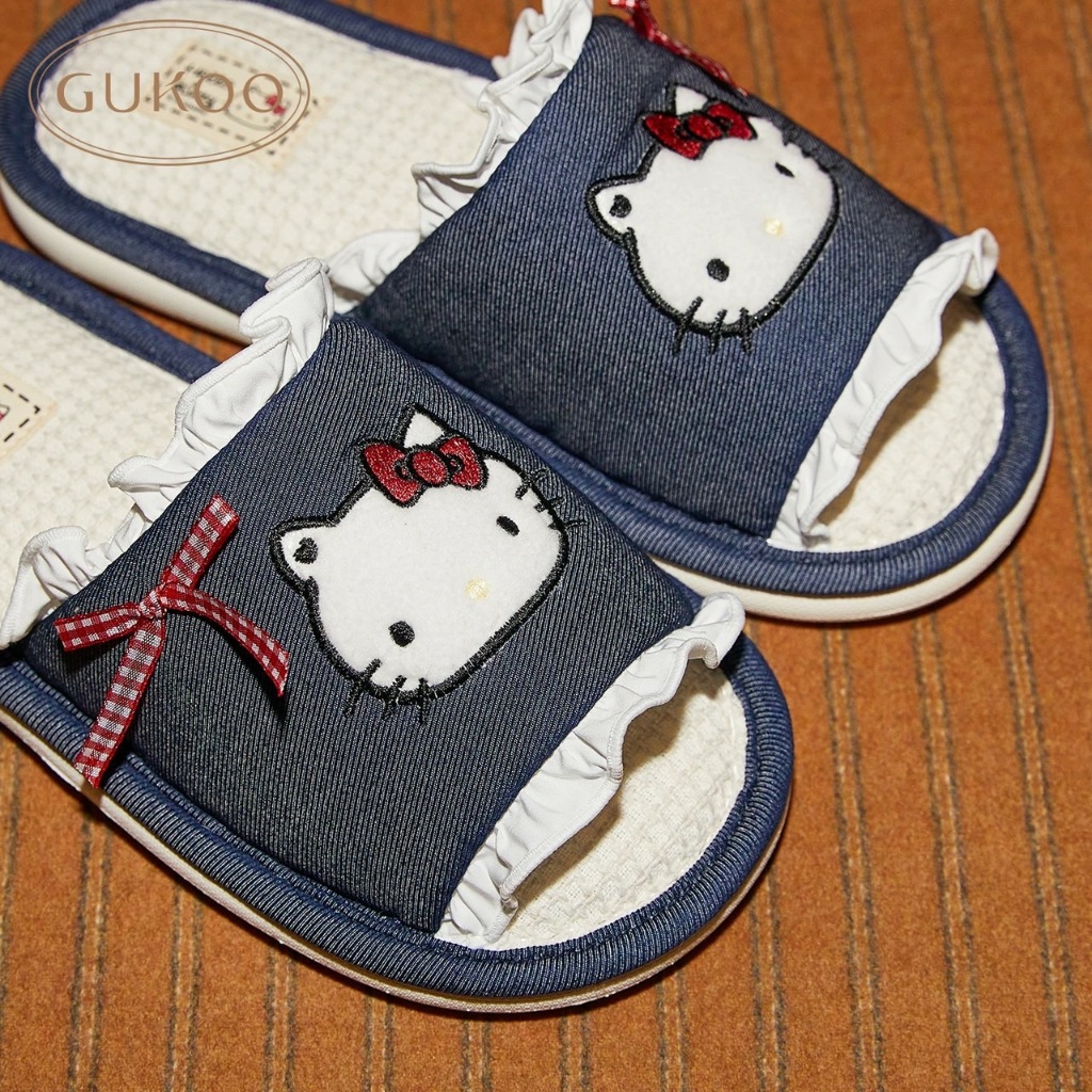 (Preorder) รองเท้า Gukoo x Hello Kitty Slipper (Bow)