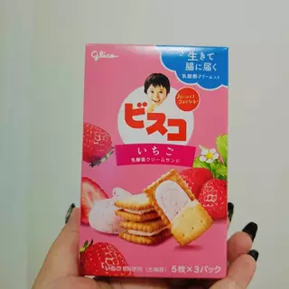 ขนมญี่ปุ่น กูลิโกะ บิสกิตสอดไส้หลากหลายรสชาติ!!