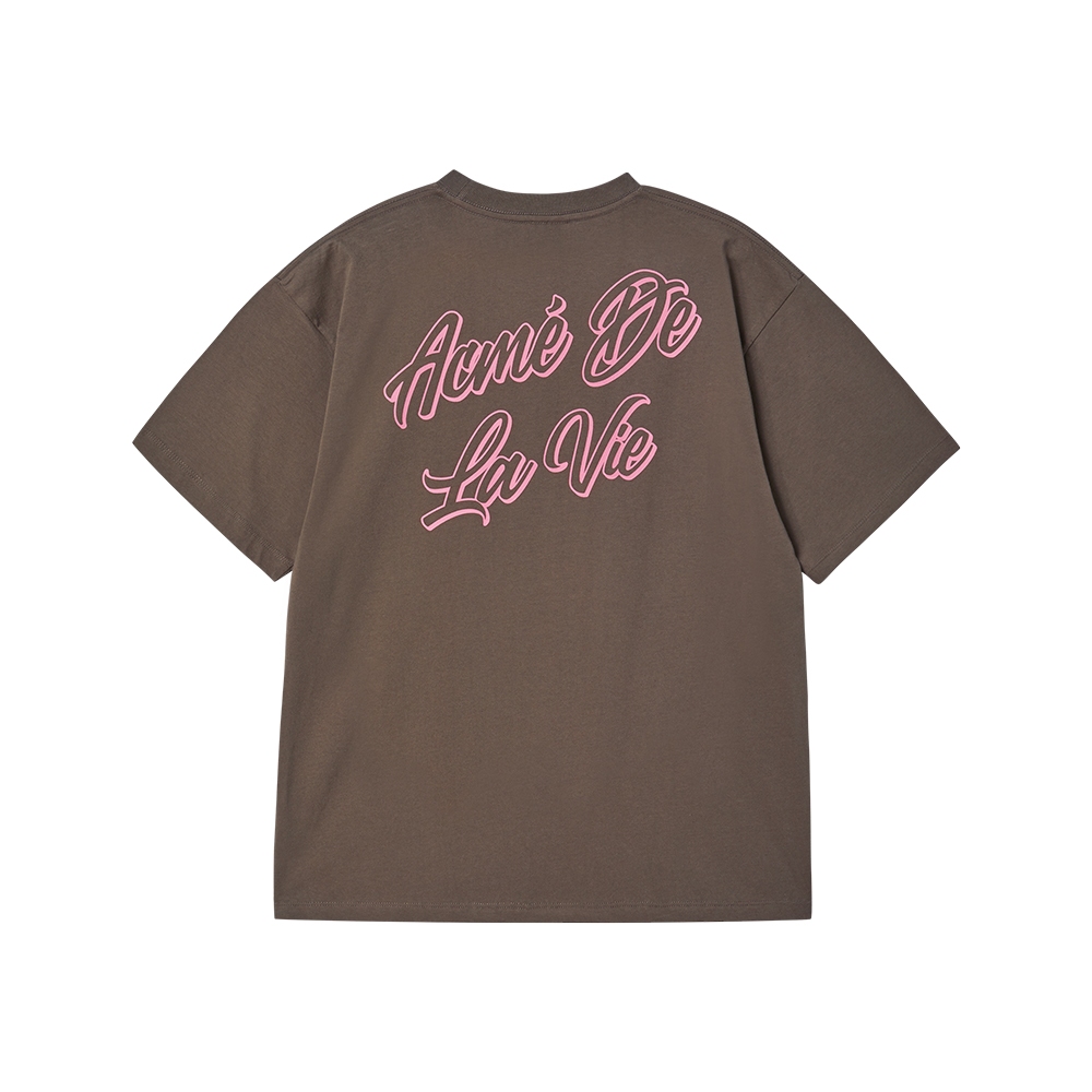 ADLV [acme de la vie] เสื้อยืด Oversize รุ่น Outline Script Logo Short Sleeve T-Shirt Brown