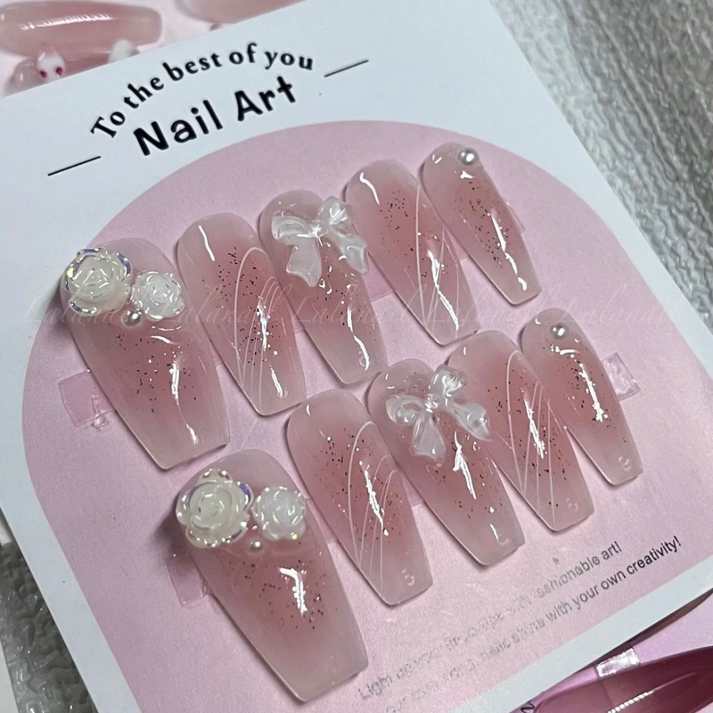 เล็บปลอมหวานๆ ร้านเราถนัดงานหวาน ใครสายหวานมาทางนี้ ❌ฟรีอุปกรณ์ติด จัดทำ1-2วัน ส่งไวเวอร์