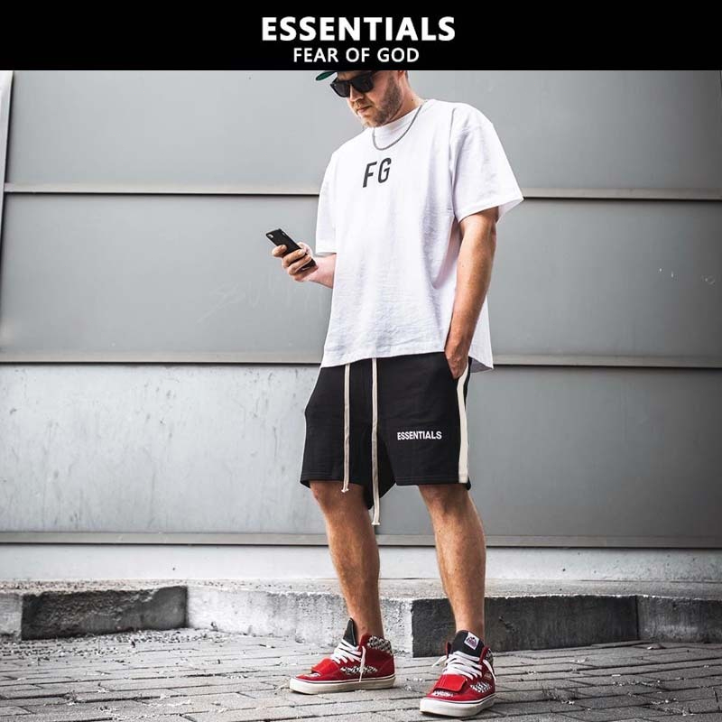 『ESSENTIALS』กางเกงขาสั้น FEAR OF GOD ESSENTIALS Los Angeles Limited