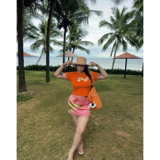 CiCi Plus+(H8861-1) เสื้อแขนสั้น ผ้าสเป็นเด็กซ์ พิมพ์ลายดอกไม้น่ารักๆ สีพื้น สไตล์สาวพลัสไซส์