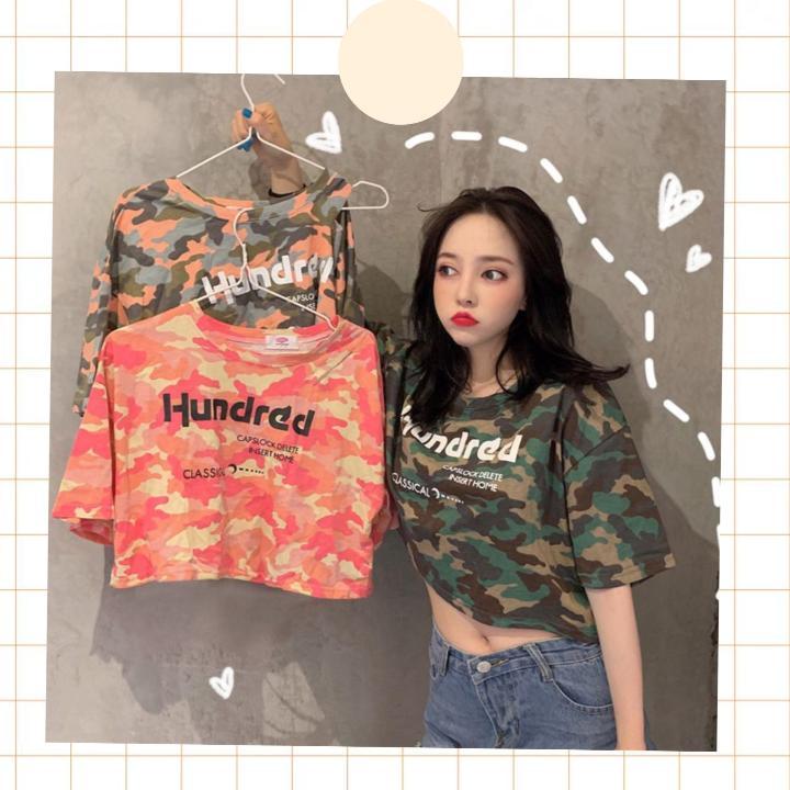 SUNDAY2020 Sale เสื้อครอปเอวลอยแฟชั่น เสื้อยืดครอปแฟชั่น แต่งลายพรางทหารสุดเท่ มีติดตู้ไว้ยังไงก็ไม่มีเอาท์