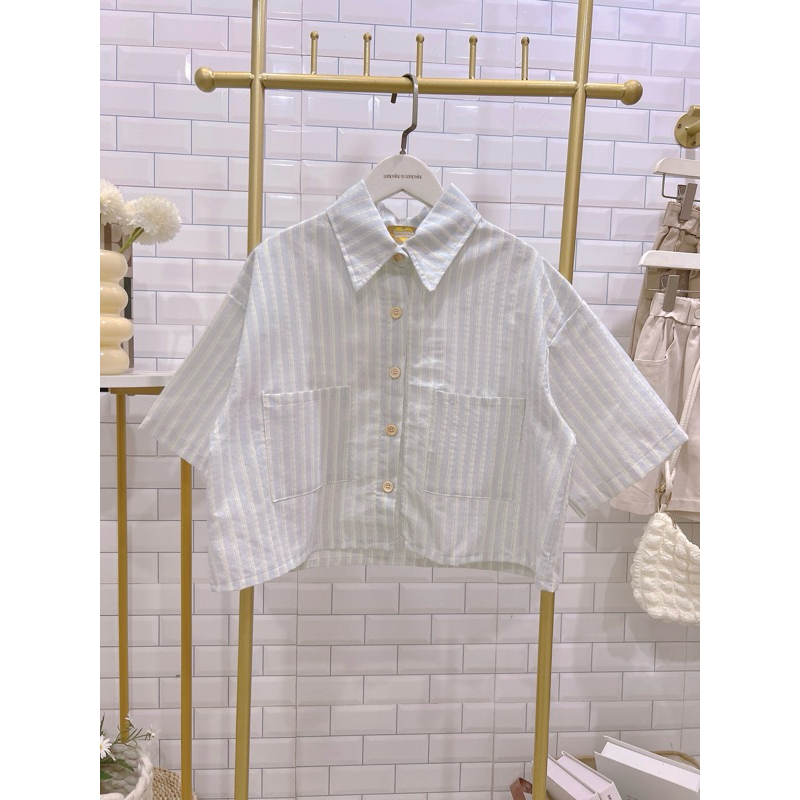 ครอปแขนสั้นคอปกเชิ้ต เท่ๆเก๋ ทรงเกาหลี STN62