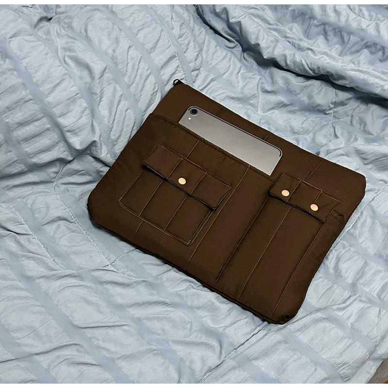 croffle for macbook ,notebook , laptop sleeve 12.9-15" กระเป๋าใส่แมคบุ๊ค , โน๊ตบุ๊ค , แลปท็อป | mobby_fluffy