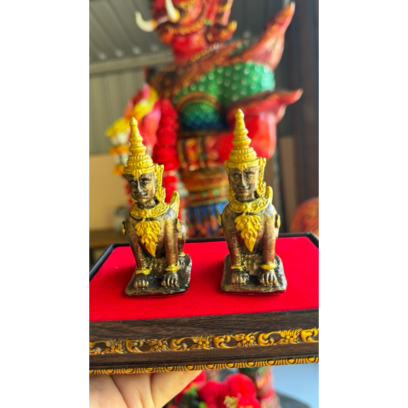 พญาปุริสาทแร่เหล็กน้ำพี้คู่ละ 599 บาท