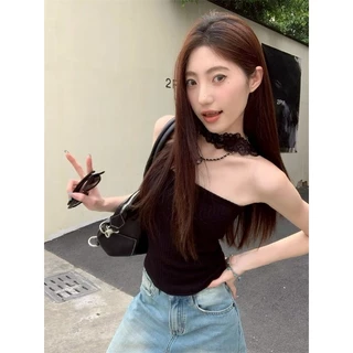 Vogue🌟พร้อมส่ง🌟 เสื้อเกาะอก คล้องคอลูกไม้ ผ้าไหมพรม สีพื้น (Z-CR15)