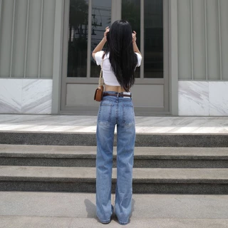 กางเกงยีนส์เอวสูงขากระบอกตรง รุ่น Sassy Jeans