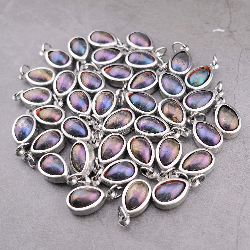 แร่เหล็กไหล 7สี เนื้อร้อย แร่เขาอึมครึม (จัดส่งแบบสุ่ม)