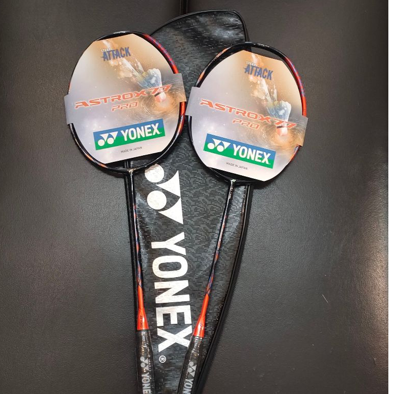 ไม้แบด YONEX ASTROX 77 PRO  (ไม่ได้แถมเอ็น)
