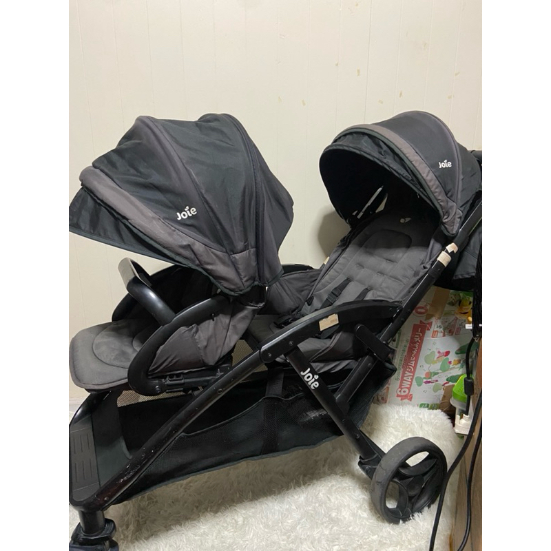 รถเข็นพี่น้อง รถเข็นแฝด Joie รุ่น Evaltte Duo แถมผ้าคลุมรถเข็นให้ค่ะ