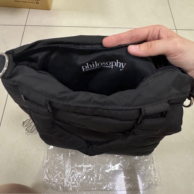 Philosophy Laptop Bag/ Notebook Bag/ Ipad Bag - Fluffy กระเป๋าโน๊ตบุ้ค กระเป๋าไอแพด ใส่Notebookได้ถึง13นิ้ว