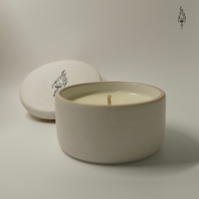 เทียนหอมรุ่นHowliteกลิ่นPalosanto