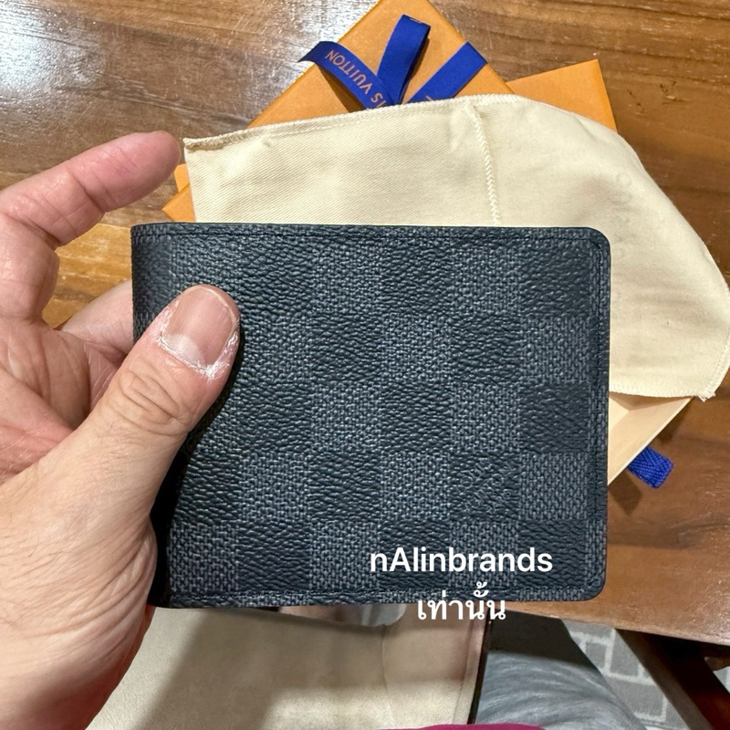 🆕New! Lv Multiple Eclipse wallet Monogram wallet (❗️เช็คสต็อคก่อนสั่งอีกทีนะคะ)