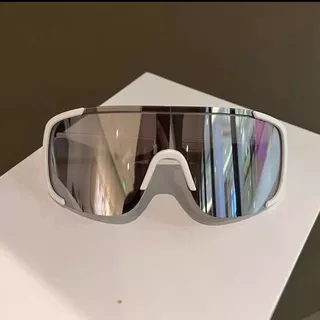 【ซื้อ 1 แถม 1】แว่นกันแดดสำหรับกิจกรรมขี่จักรยานกลางแจ้ง รุ่น V400 แบบ unisex แว่นกันลมสำหรับจักรยาน/รถยนต์/รถมอเตอร์ไซค์