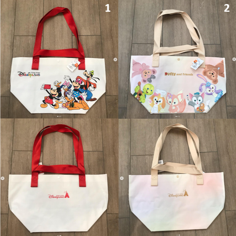 ถุง ถุงพาสติก แบบหนา แบรนด์ Hong Kong Disneyland ของแท้ ใบใหญ่ มาจาก shop ใส่ของ เป็นของขวัญก็น่ารัก