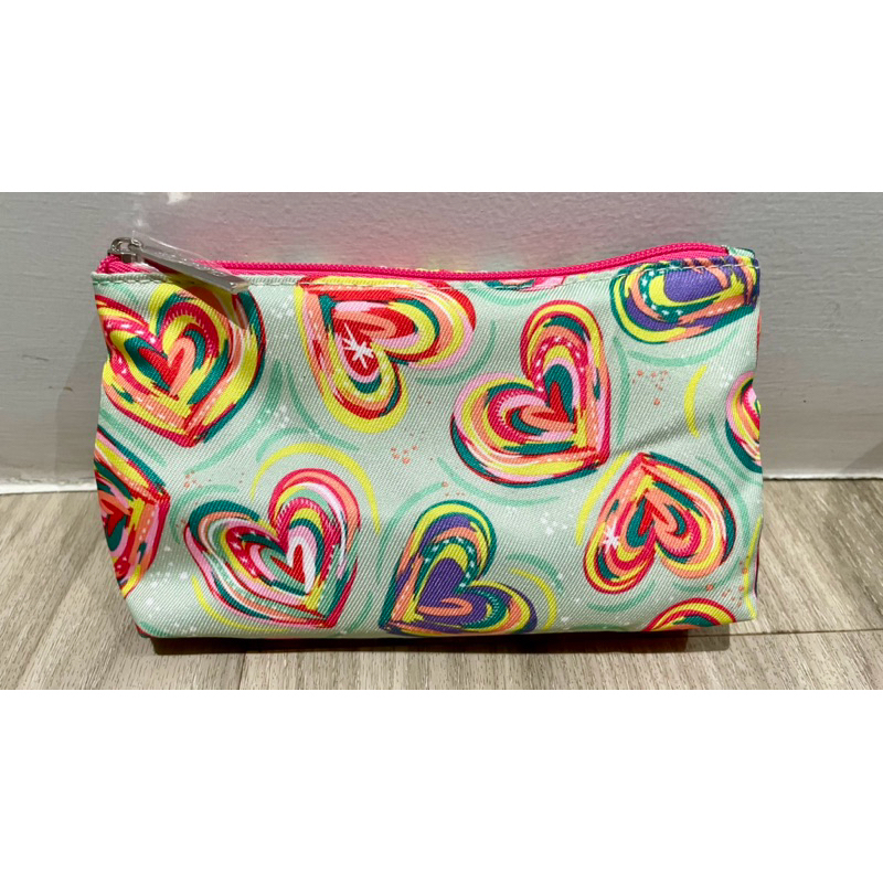 ส่งต่อ ของใหม่ ของแท้💯 👛❤️กระเป๋าเครื่องสำอางค์ Clinique ของแท้ ขนาด ประมาณ 19 × 12 ซม พร้อมส่ง ฟรีของแถมทุกออเดอร์