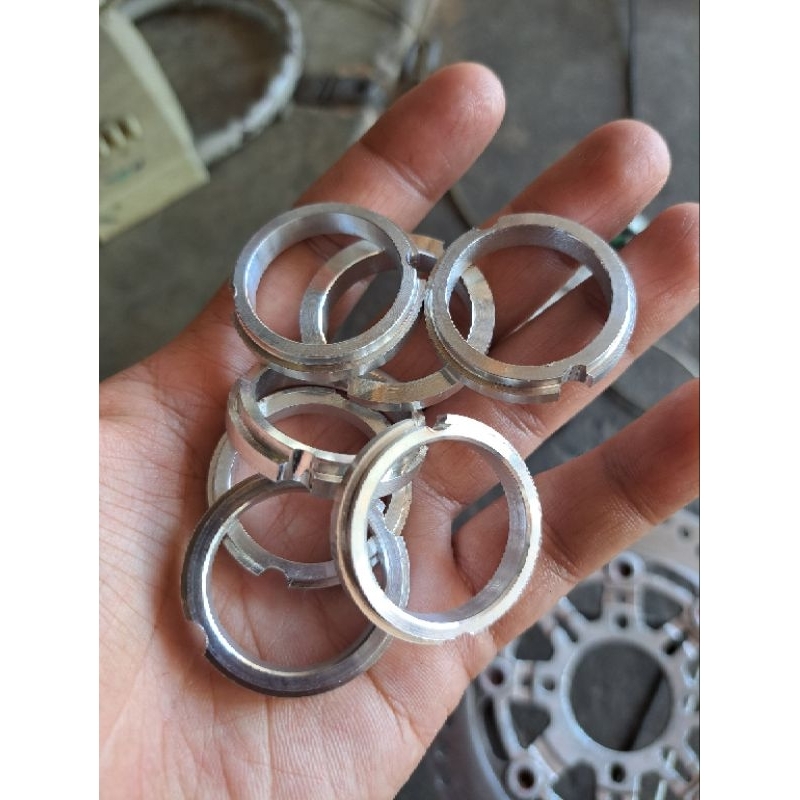 บูสแปลงแป้นมัดไฟซิ่งใส่มัดไฟ110i(ต้องเจาะสไลด์รูมัดไฟด้วย)