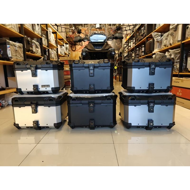 🔥พร้อมส่ง🔥 F2MOTO 45L-55L-65L ลายเลียบ กล่องท้ายมอเตอร์ไซค์ กล่องหลังมอเตอร์ไซค์ พร้อมของแถมอินเนอร์