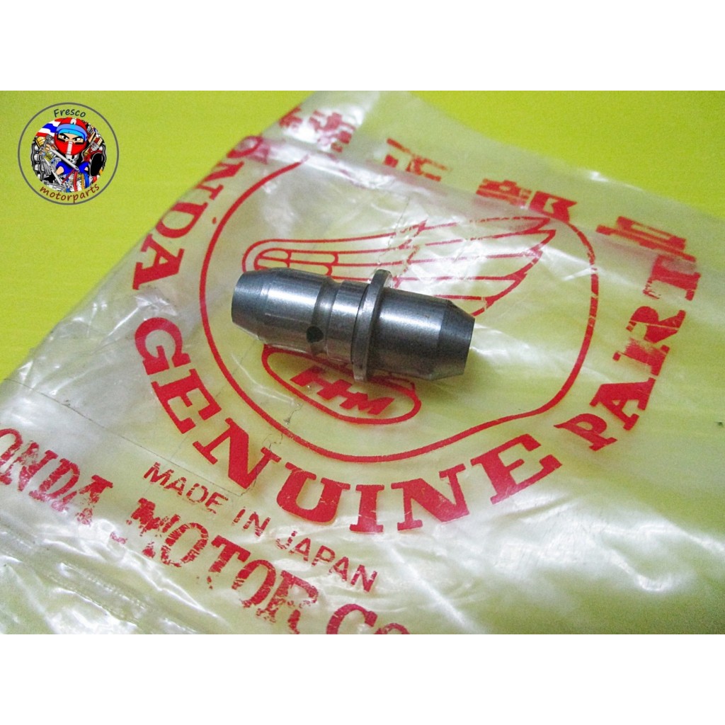 บูชวาวส์ไอดี C95 (แท้) Fit For Honda C95 C 95 Intake Bush Valve ''Genuine''