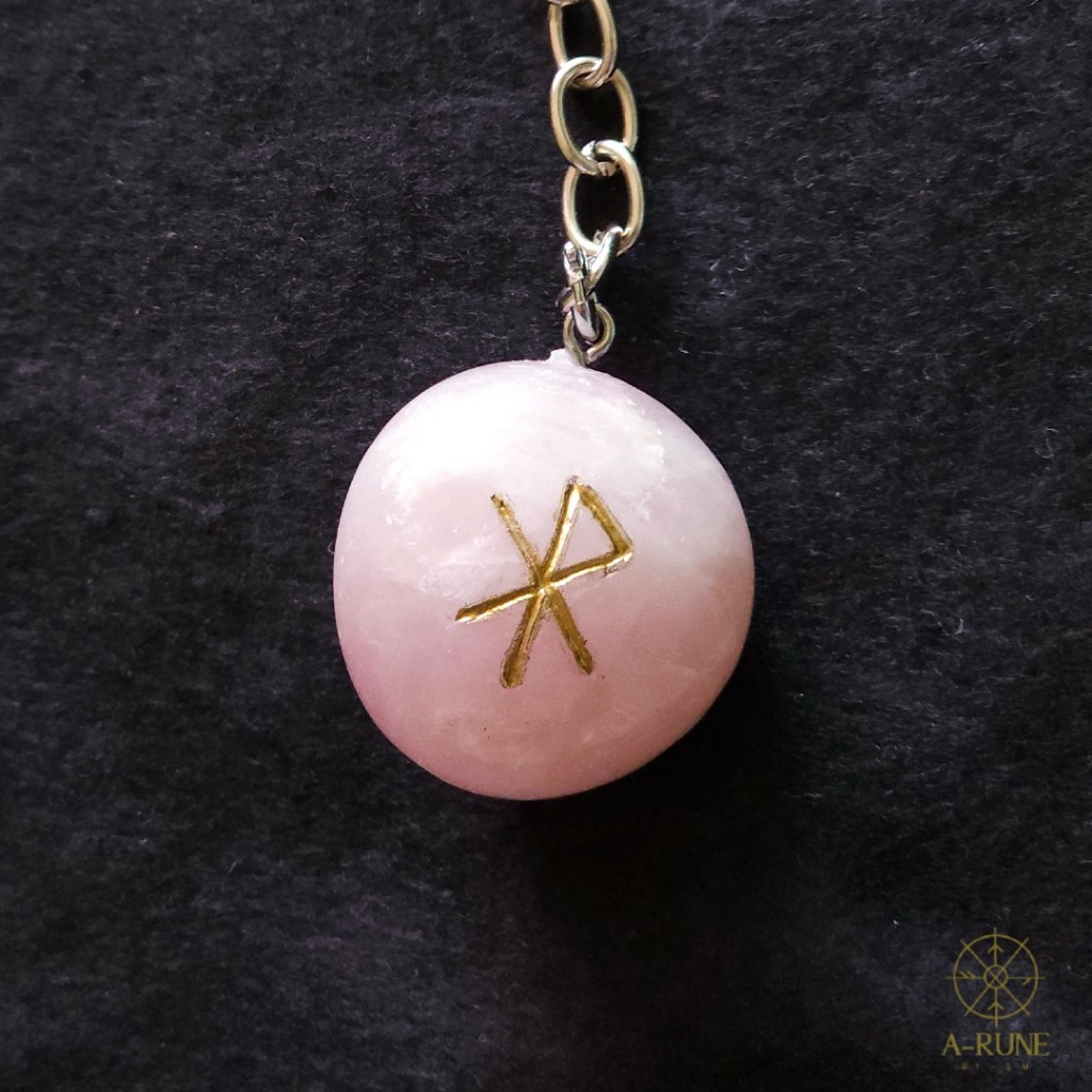 💖 เครื่องรางอักษรรูนหิน Rose Quartz – เสริมพลังแห่งความรักและความสมหวัง 💖