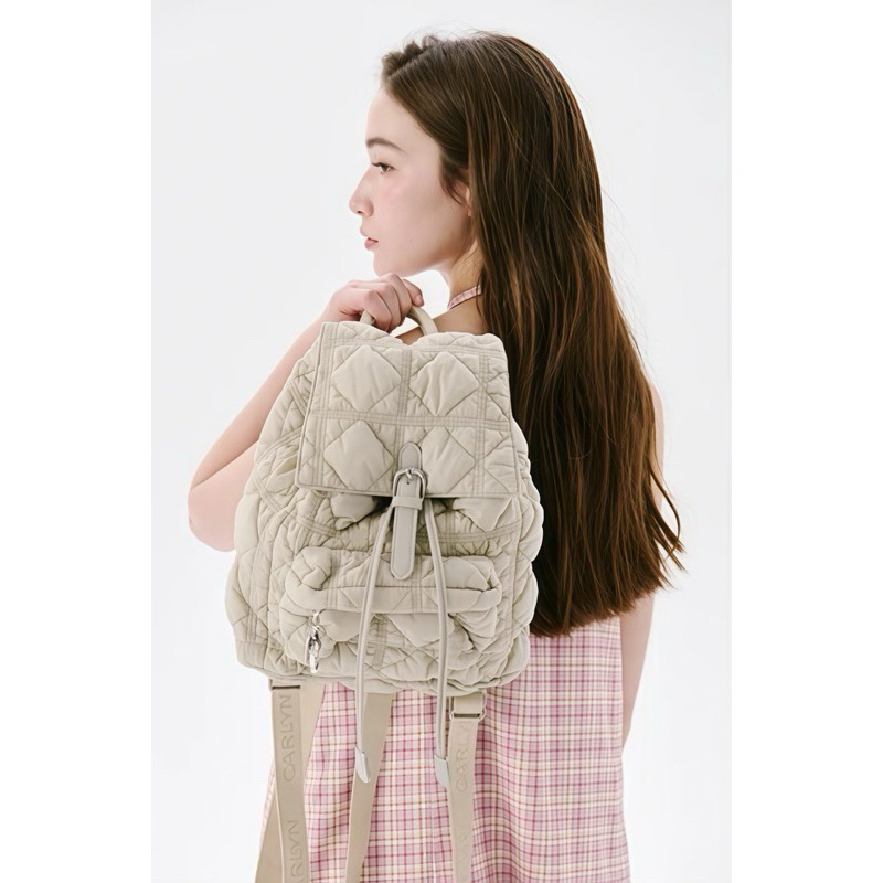 Carlyn Bloom Backpack 💯💯% 📍