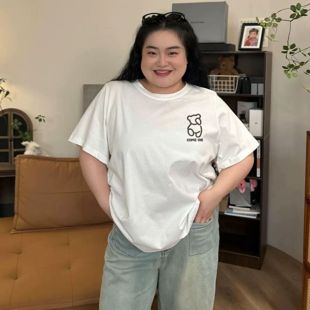 TeddyTee เสื้อยืดโอเวอร์ไซส์-เสื้อยืดคอกลม🤍อเมริกันย้อนยุค สวมใส่สบาย แฟชั่น✨ ผ้าฝ้าย100% ลายพิมพ์ "COME ON Bear"