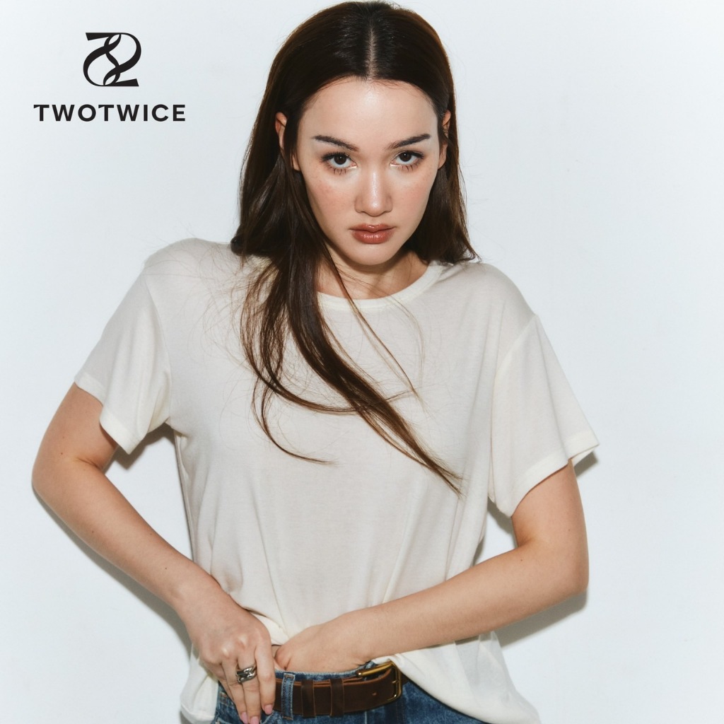 Twotwice - Ultra Soft Tee Ivory ใส่ได้สองด้าน เส้นใยธรรมชาติ 96% นุ่มสบาย ได้รับการรับรองความปลอดภัย *พร้อมส่งภายใน14วัน
