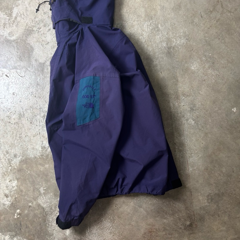 เสื้อแจ็คเก็ต the north face มือสอง