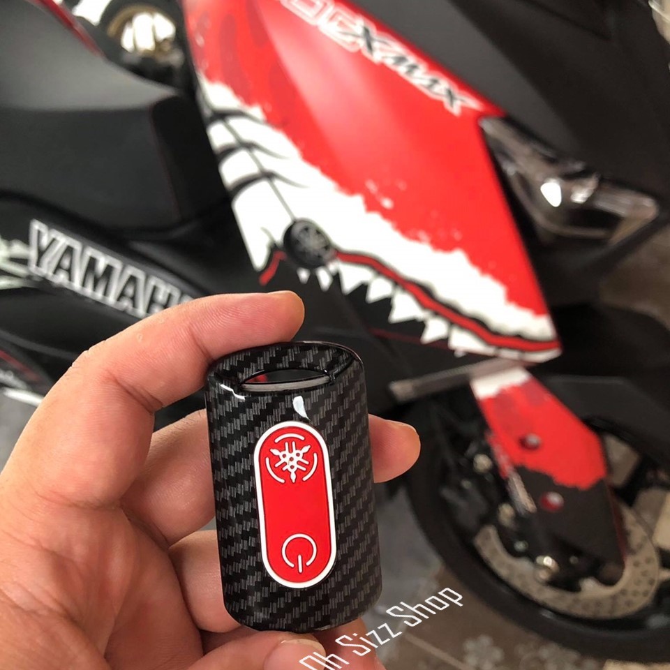 เคสรีโมทรถมอเตอร์ไซต์ Yamaha XMAX  2 ปุ่ม  ลายเคฟล่า 2021  (ABS Key Cover with Colorful Silicone Push button Guard) - รูปที่ 4