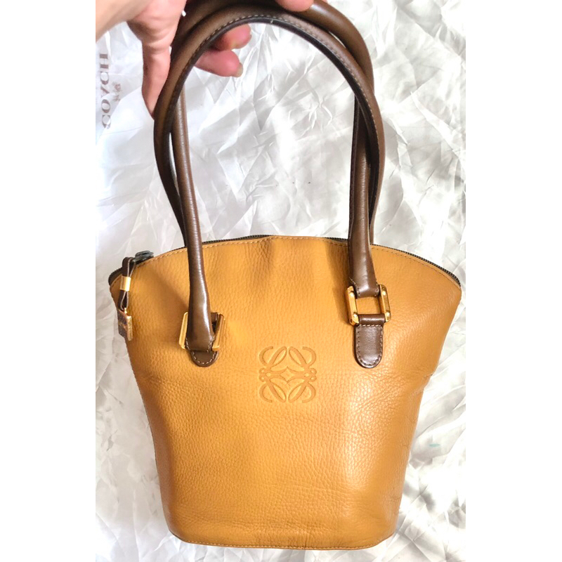 LOEWE VINTAGE BUCKET BAGS กระเป๋าโลเอเว่