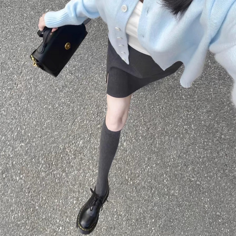 ONEIMO  ถุงเท้ายาว ใต้เข่า ผ้าดี แฟชั่น ใส่ได้หลายลุด Chun ✨พร้อมส่ง