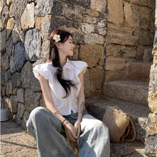 🌵Grace_chili🌵 เสื้อแฟชั่นผู้หญิง แขนกุด สีพื้น กระดุมลายดอกไม้ ผ้าใส่สบายและดีไซน์ประณีต W590