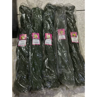 ด้ายโพลี ด้ายโปลี สีเขียวขี้มาตราไดโนเสาร์ทนทานใช้งานง่าย 1มัดมี10ใจ