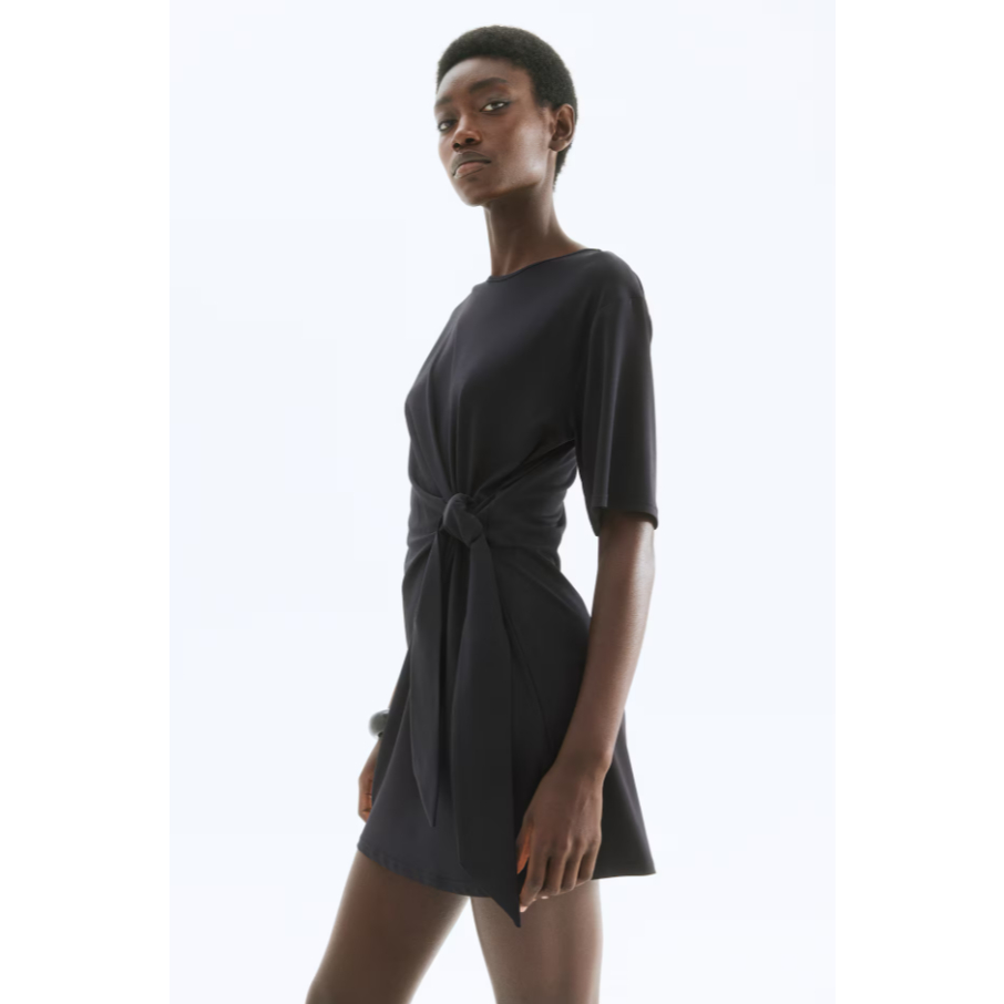 H&M(เอชแอนด์เอ็ม) เดรสดีเทลผูกโบว์ ผู้หญิง 1292919_1