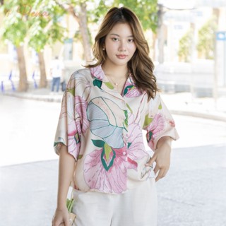 By Pena เสื้อเชิ๊ตผู้หญิง ทรงครอป คอฮาวาย แขนสั้น BPSS062401