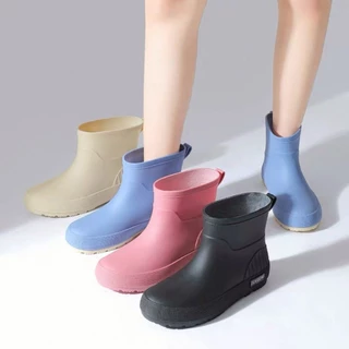 รองเท้าบูท รองเท้าบูทกันฝน กันน้ำ รองเท้ากันฝนเรียบง่ายสีล้วน กันลื่นกันน้ำ