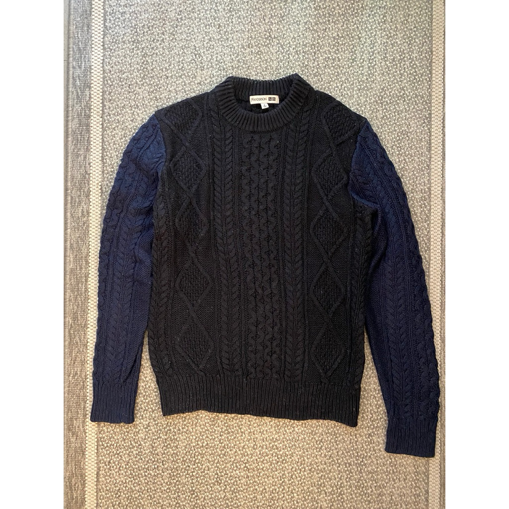 USED Uniqlo x JW knit sweater มือสอง