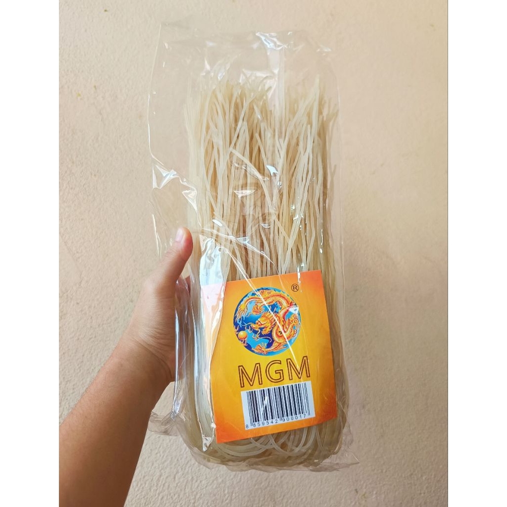 MGM Noodles (MGM မုန့်တီခြောက်)