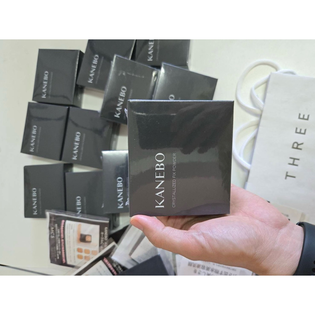ตลับจริงKanebo crystallized fix powder