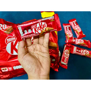 ช็อกโกแลตคิทแคท KitKat ห่อ 18ซอง 270g