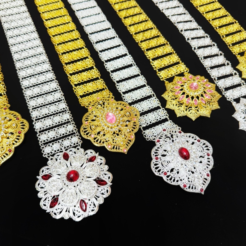 เข็มขัดไทย เครื่องประดับไทย สีเงิน/ทอง หัวเข็มขัดประดับเพชรพลอย สวมใส่กับชุดไทยโบราณ ศิวาลัย