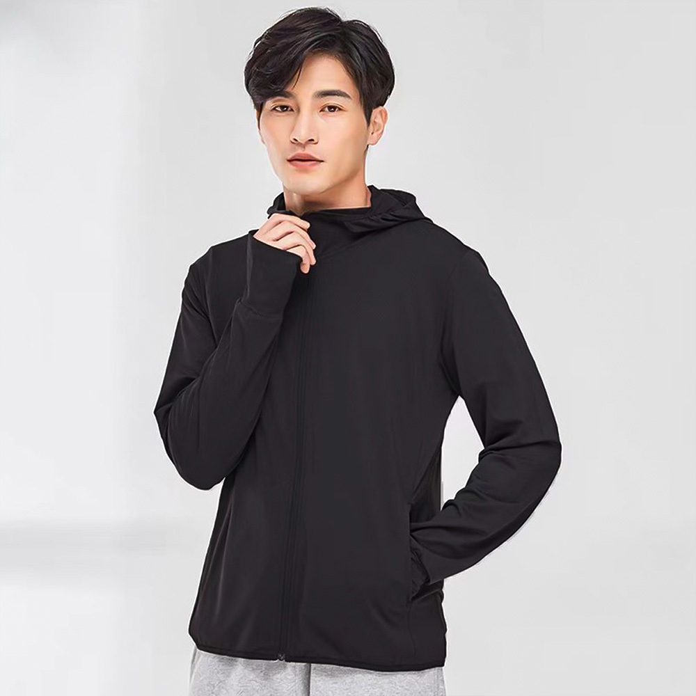 UNIQLO ชายกันแดด UPF50 + ป้องกันรังสียูวีระบายอากาศผิวคลุมด้วยผ้ากันฝนชายสบายน้ำแข็งระบายอากาศ
