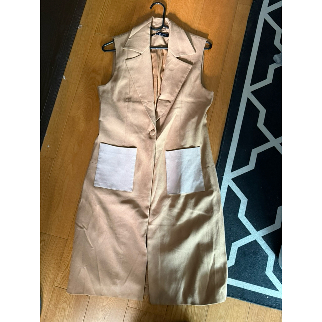 [[ส่งต่อ]] Bazer แขนกุดตัวยาว ไซด์ S  สีน้ำตาลอ่อน กำลังเทรนเลยค่ะสีนี้