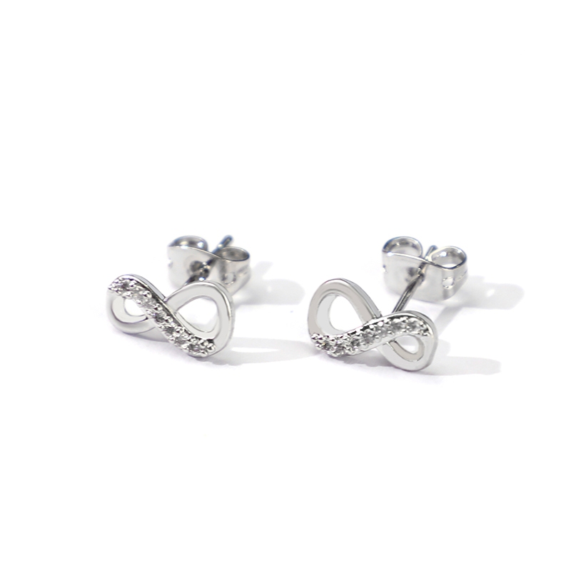 ตุ้มหูสัญลักษณ์อินฟินิตี้ (Infinity Symbol) แบบห่วง Mobius เงินสวม สีเงินแวววาว แฟชั่นสตรี สวยเก๋ ทนทาน ไม่เป็นสนิม