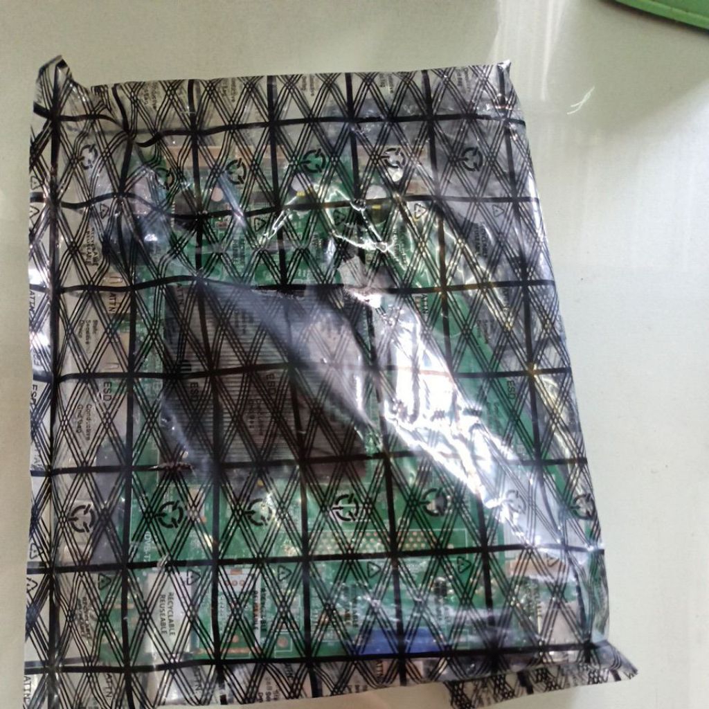 เมนบอร์ดทีวี sharp รุ่น4T-C50CJ2X(ใหม่แท้ยังไม่แกะห่อ)9ACTH118E351