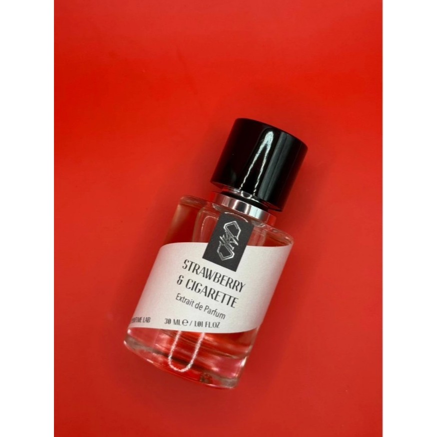 [ส่งต่อ] KSH Perfume - Strawberry & Cigarette 30 ml