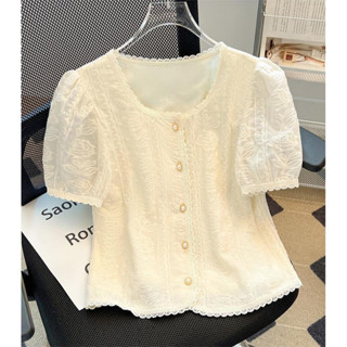 เสื้อลูกไม้แขนพองสไตล์ฝรั่งเศสสำหรับผู้หญิงในช่วงฤดูร้อนปี 2…